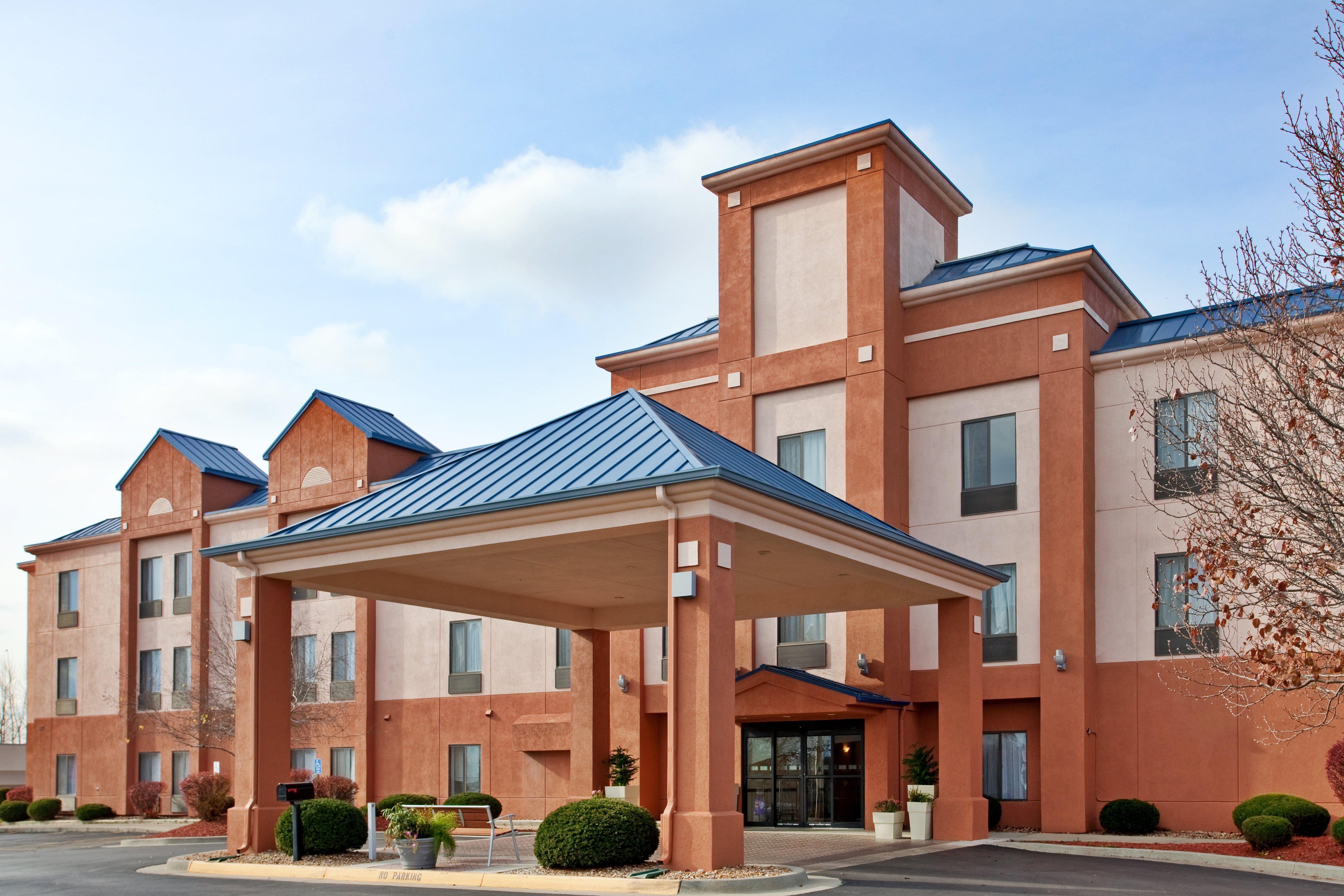 Spark By Hilton Lansing Εξωτερικό φωτογραφία