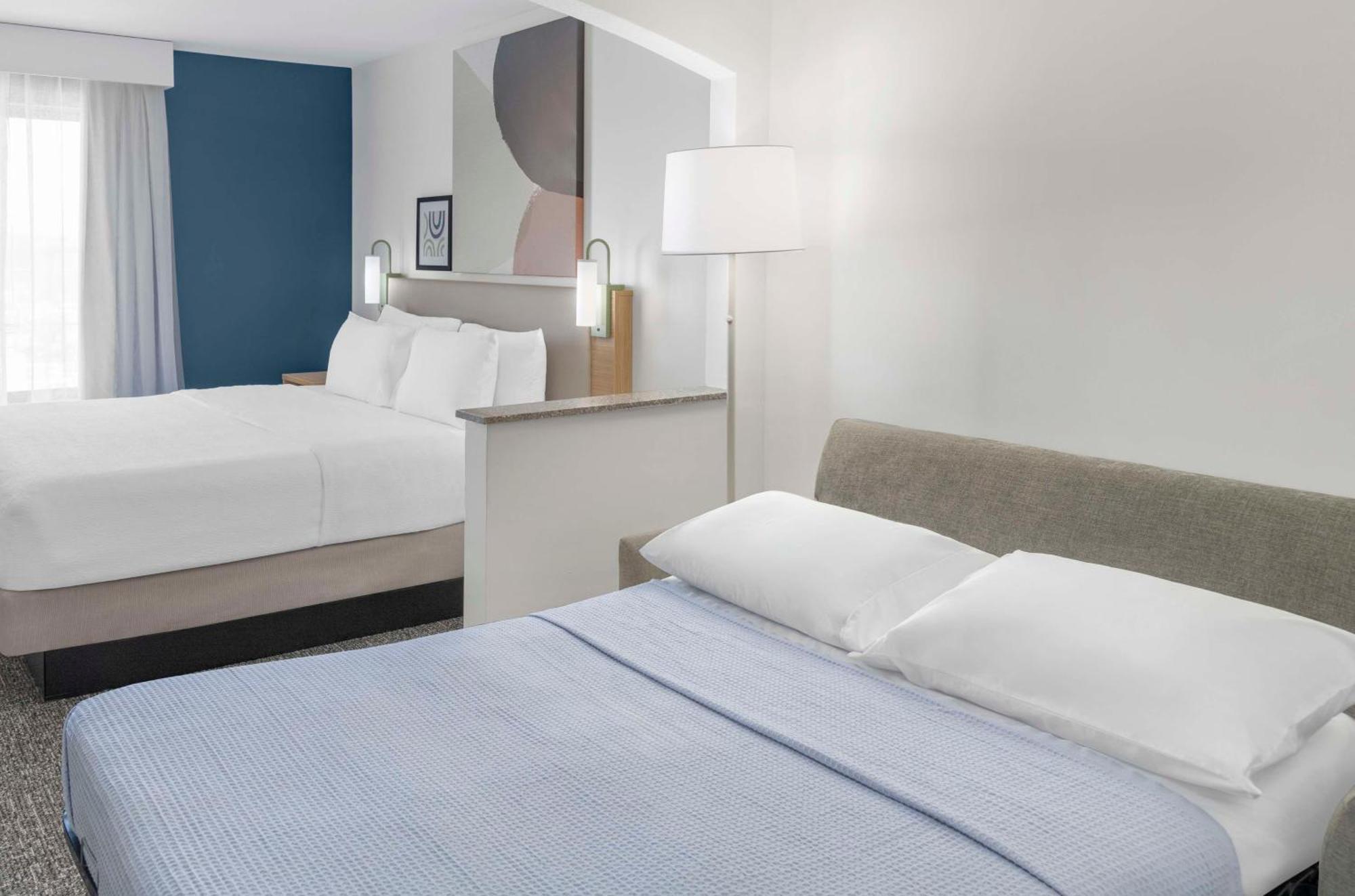 Spark By Hilton Lansing Εξωτερικό φωτογραφία