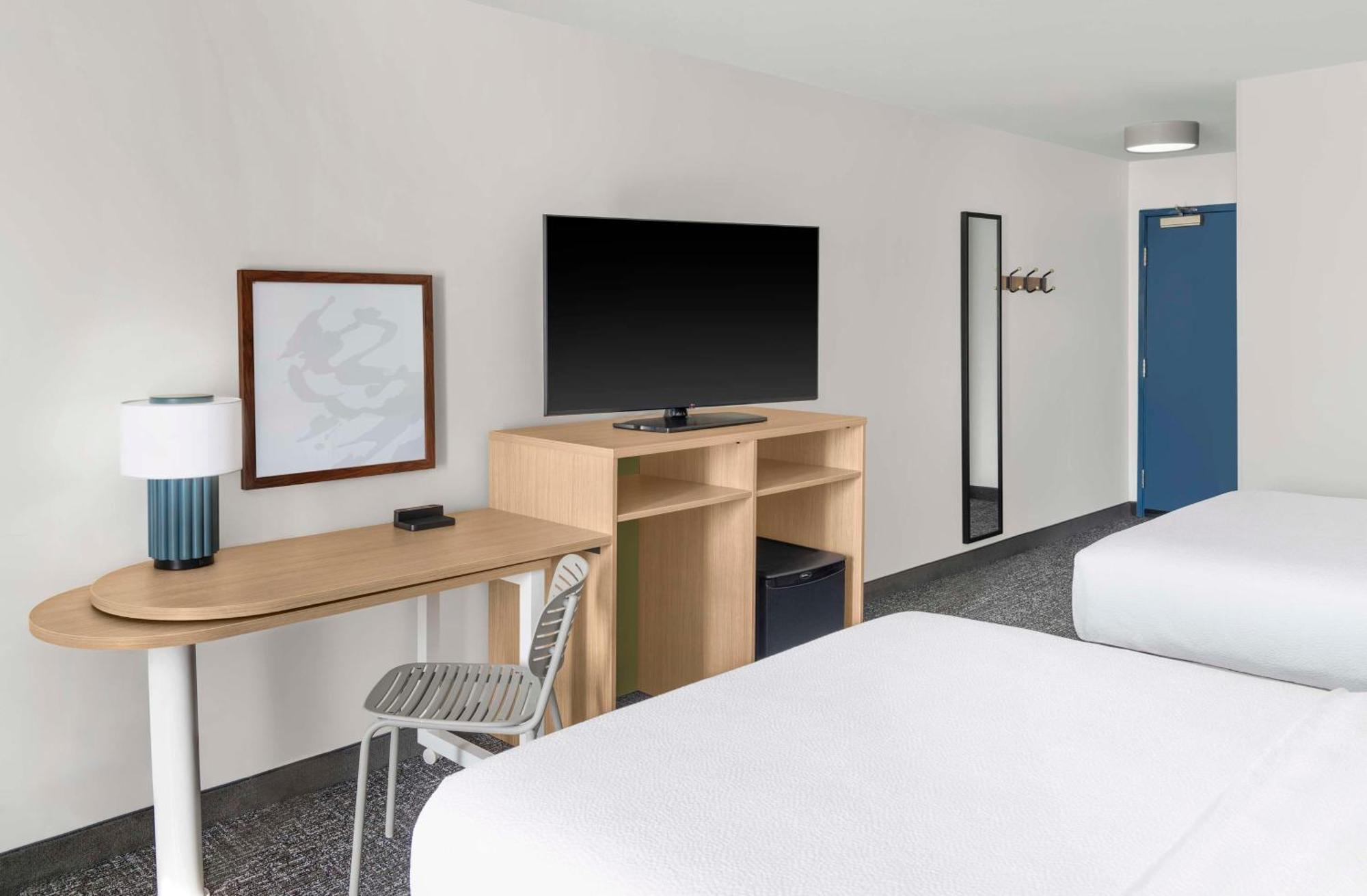 Spark By Hilton Lansing Εξωτερικό φωτογραφία