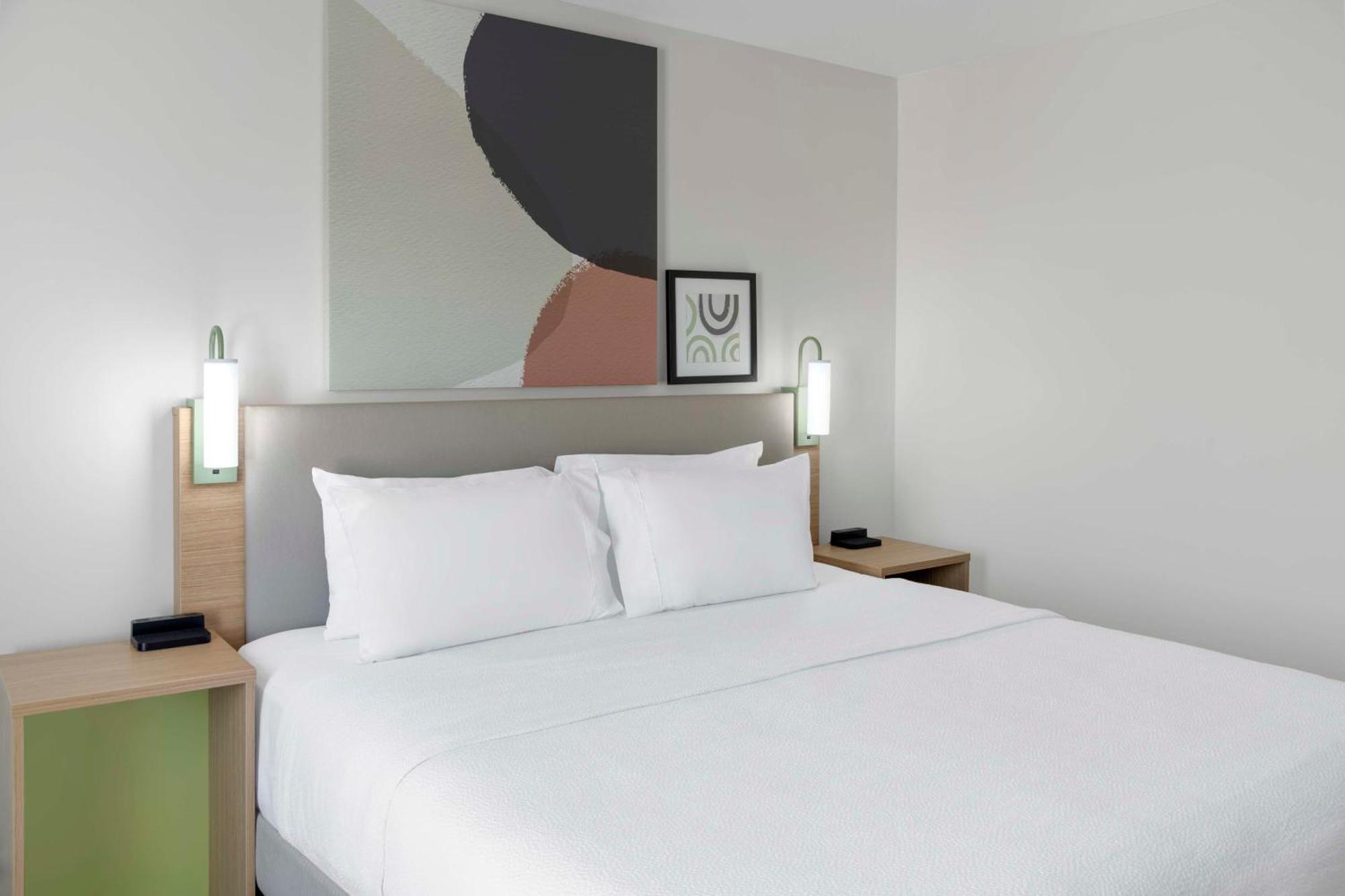 Spark By Hilton Lansing Εξωτερικό φωτογραφία
