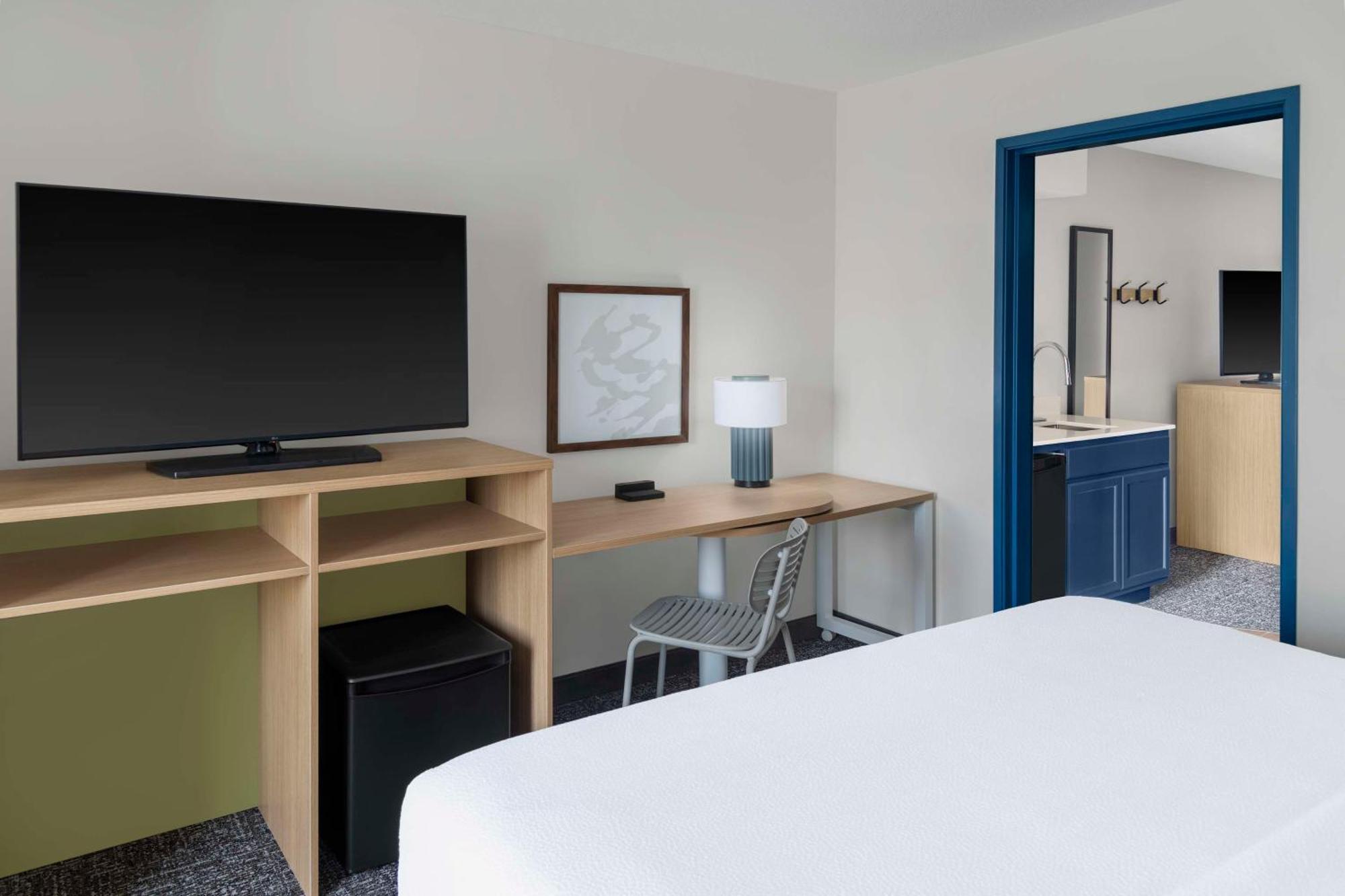 Spark By Hilton Lansing Εξωτερικό φωτογραφία